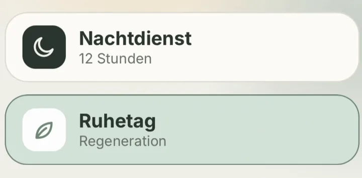App-Ausschnitt: Nachtdienst 12 Stunden, danach Ruhetag zur Regeneration